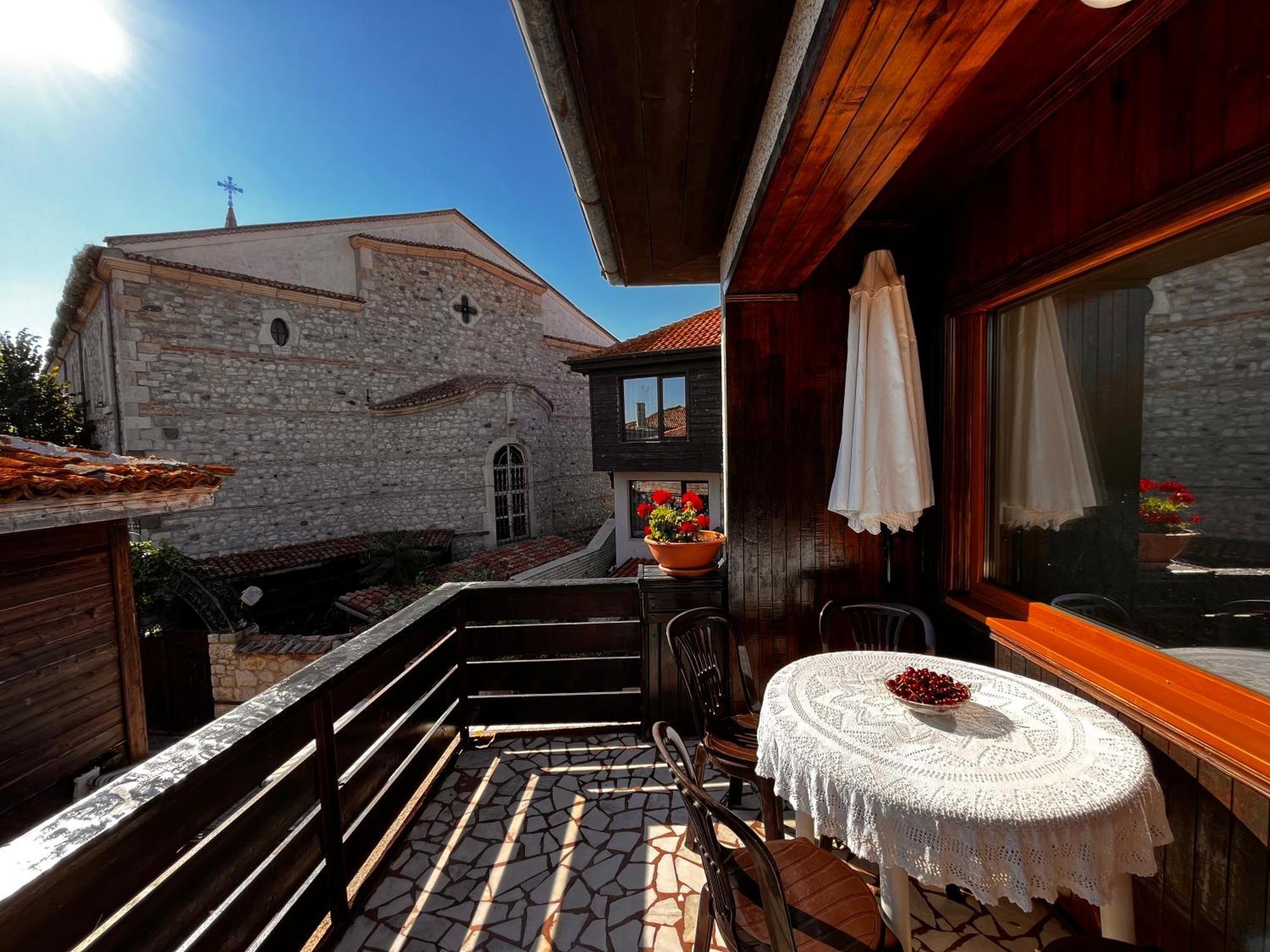 Guest House Lilly Nesebar Esterno foto